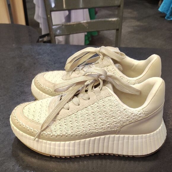 Dolce Vita Cream Knit Sneakers with Ribbed Sole - Picture 3 of 6